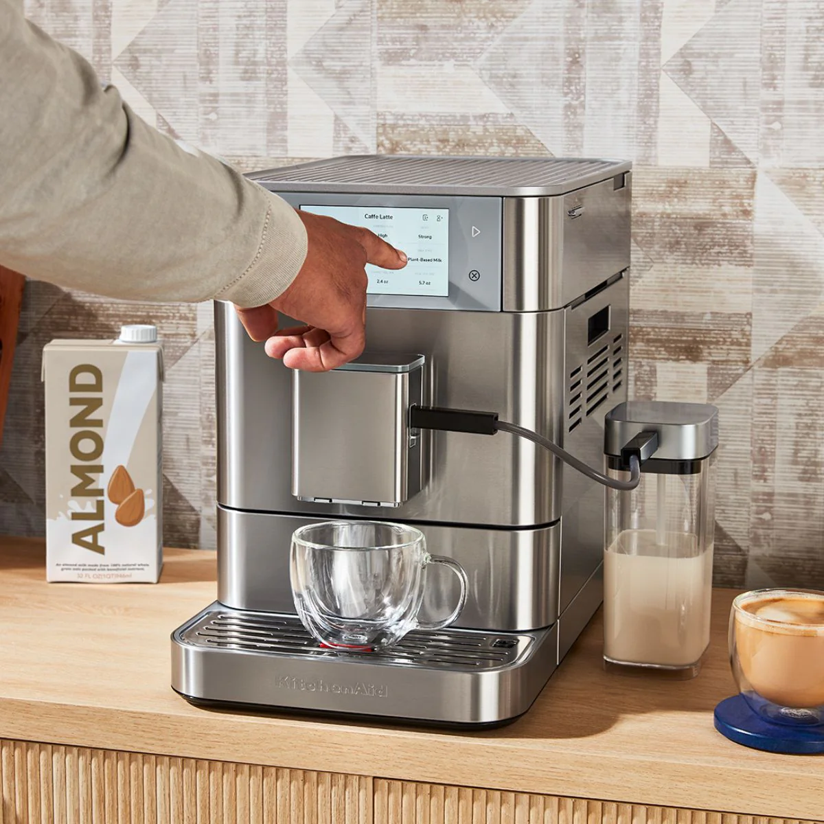 Cafetera Expresso superautomática con depósito y apta leches vegetales KF8 KitchenAid - Imagen 4