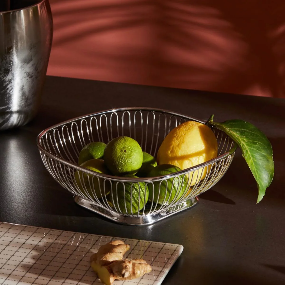 Cesto cuadrado de alambre Alessi - Imagen 2