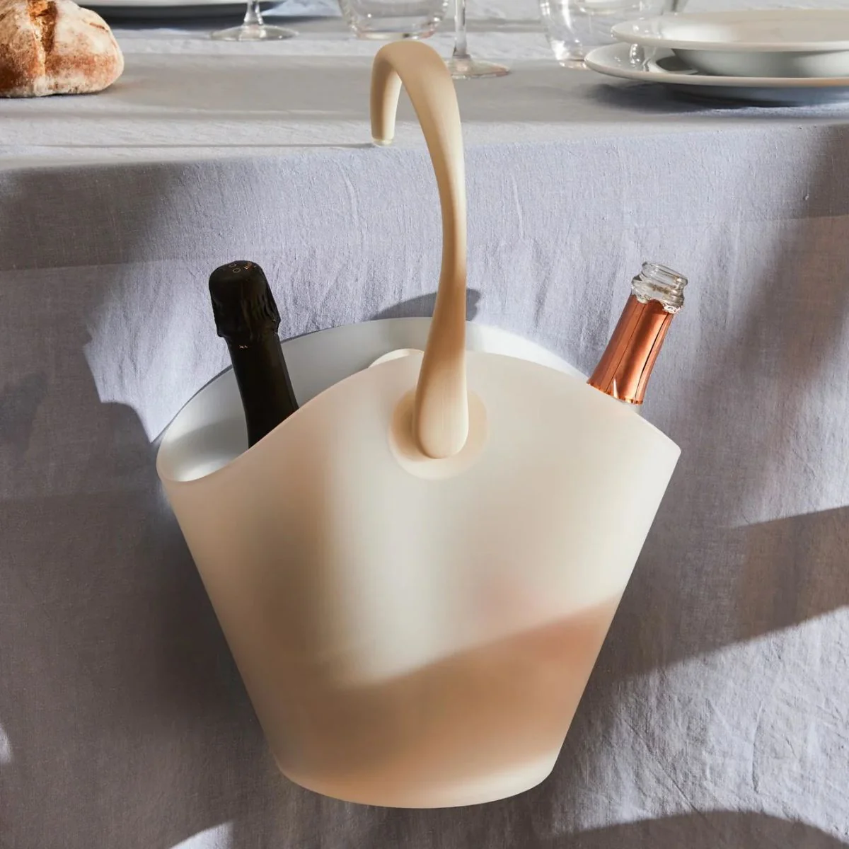 Cubitera para botella de resina termoplástica Chiringuito Alessi