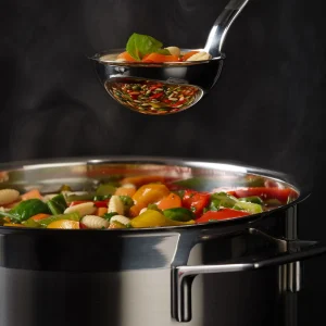 Cucharón de acero inoxidable con mango redondo Rösle