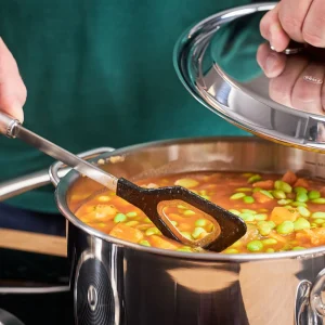 Cuchara espátula con agujero de inox con bordes de silicona Rösle