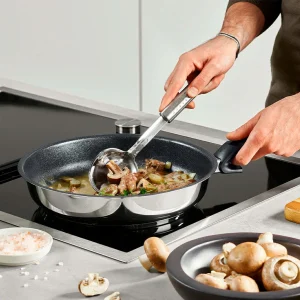 Sartén antiadherente con exterior inox Adamant® Premium Fissler