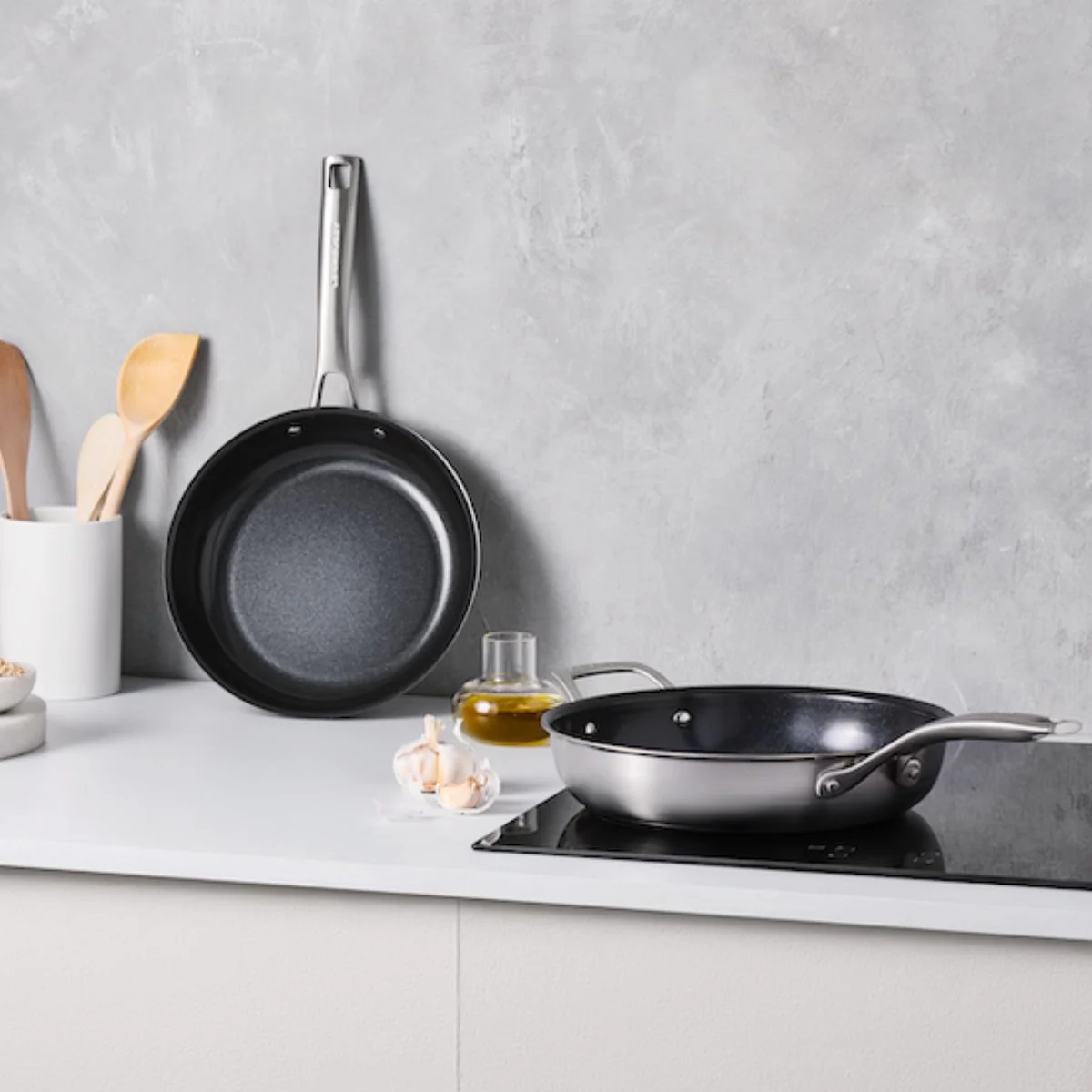 Sartén antiadherente cerámica con exterior inox Essential Le Creuset - Imagen 3