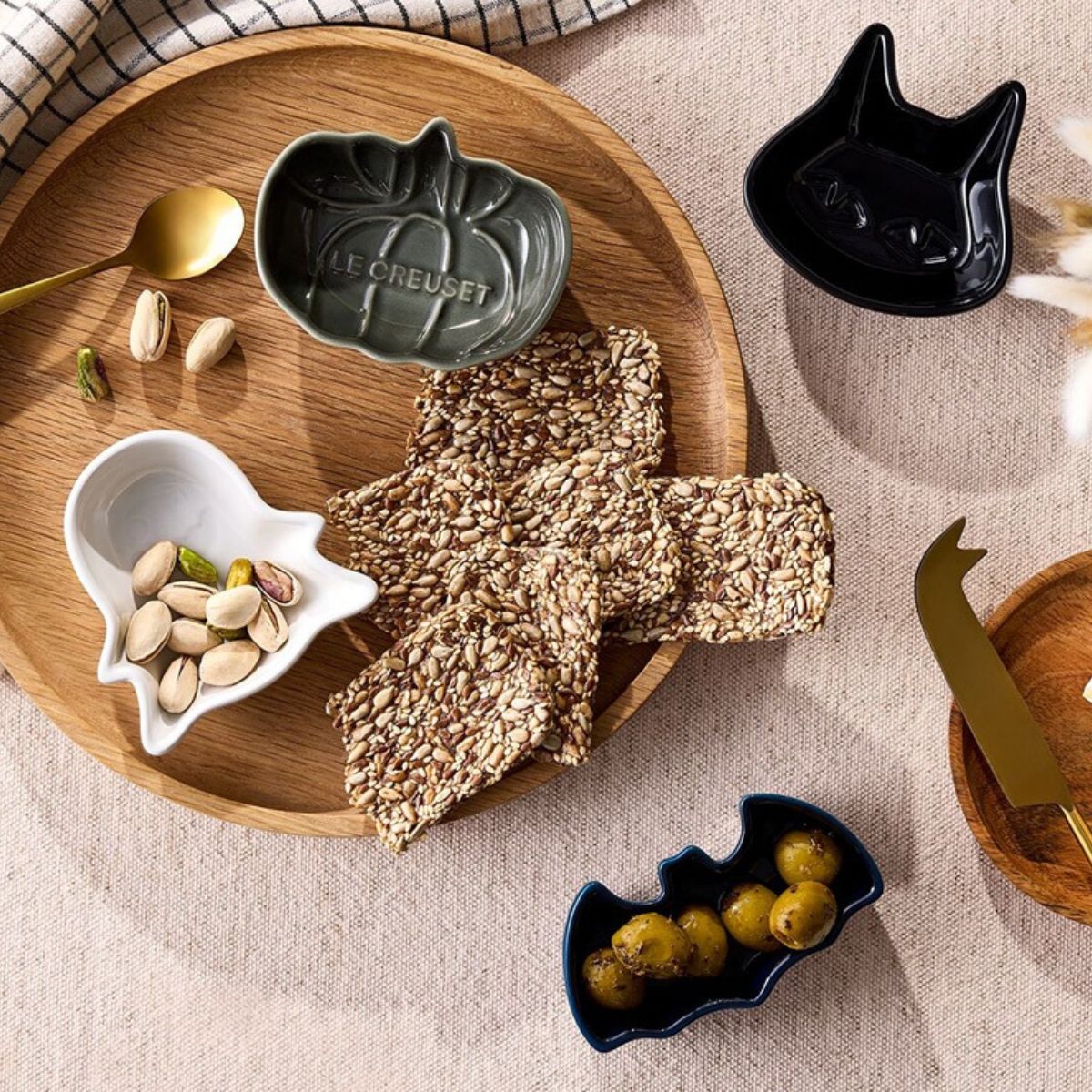 Set de 4 platos mini cerámicos ¡Edición Especial Halloween! Le Creuset - Imagen 3