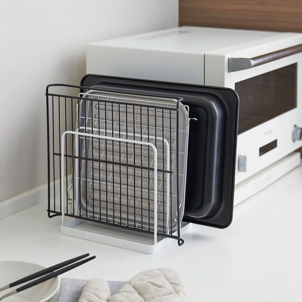 Soporte organizador para tablas y bandejas Yamazaki - Imagen 8