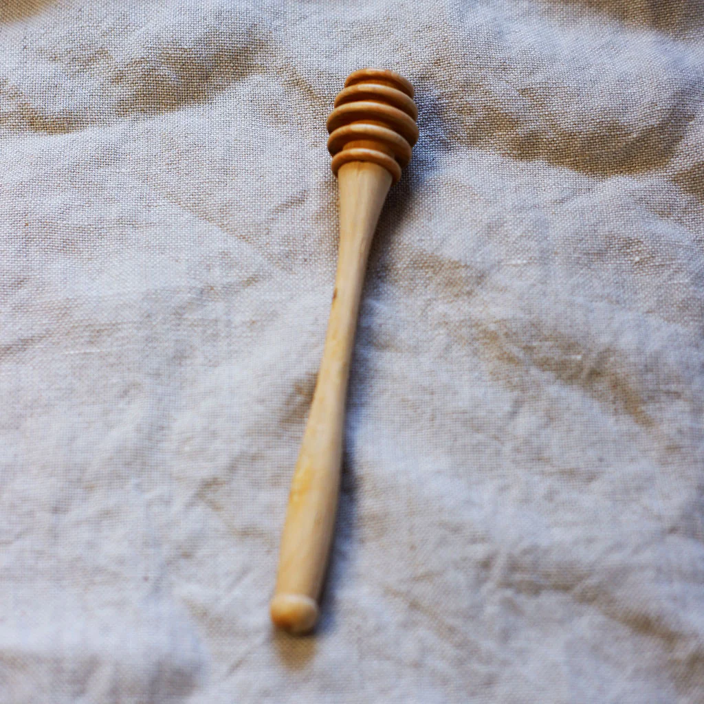 Cuchara de madera para miel de Roger Orfevre