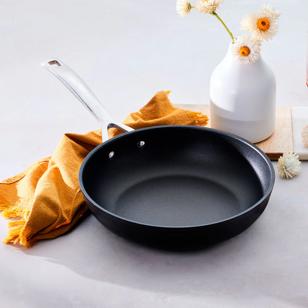 Sartén antiadherente alta Pro Le Creuset - Imagen 2