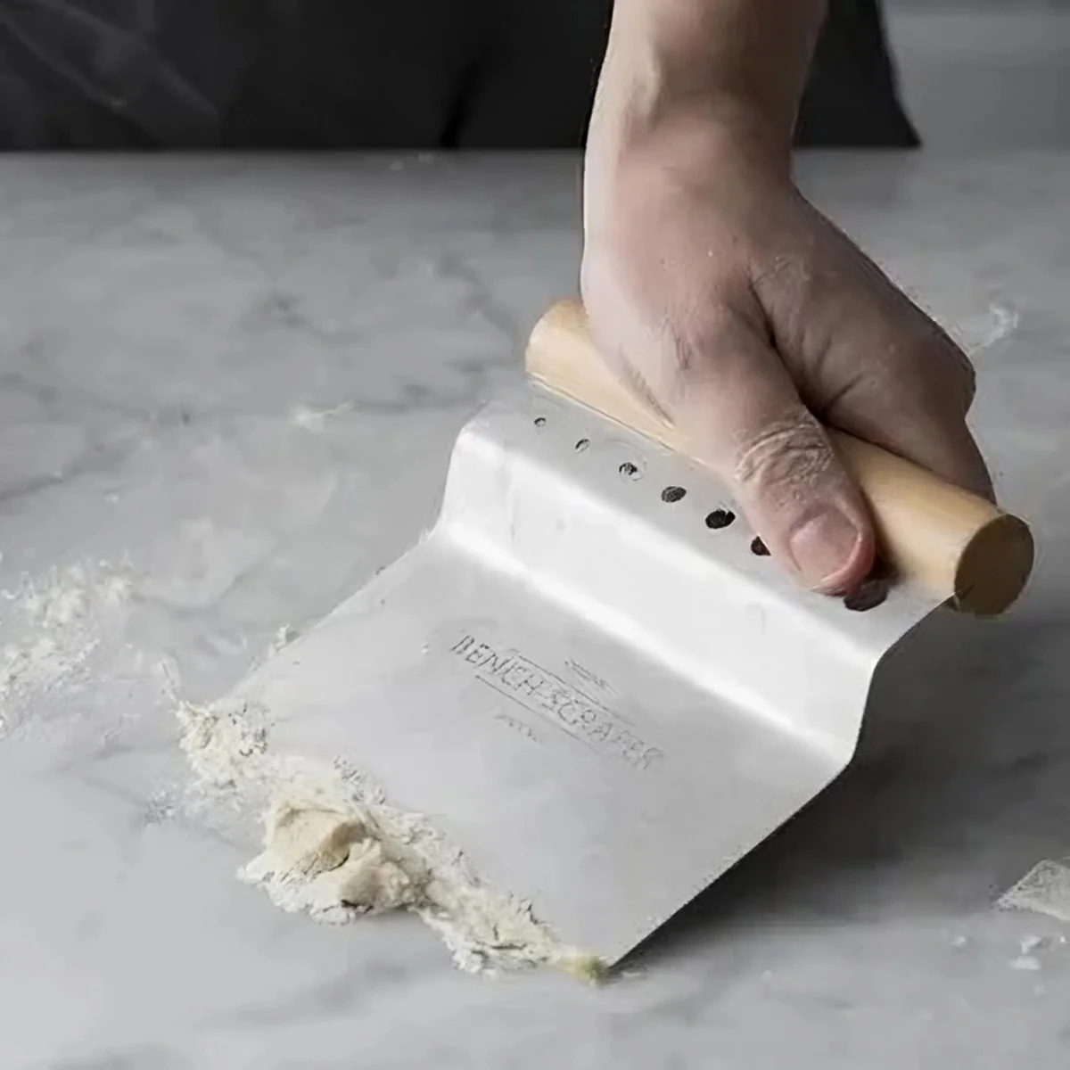 Rasqueta de repostería 4 en 1 para cocina Mason Cash - Imagen 5